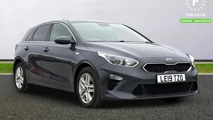 Used 2019 Kia Ceed Silver Hatchback | £8,999 (Fair price)