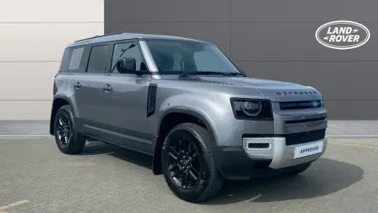 Used Land Rover Defender SE 249 HP (183 kW) 2023 Grey SUV
