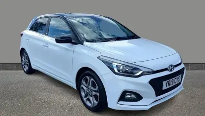 Begagnad Hyundai i20 84 HK (61 kW) 2020 Halvkombi
