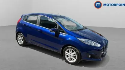 Used Ford Fiesta Zetec 101 HP (74 kW) 2016 Blue Hatchback