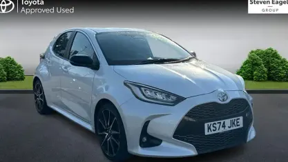 Used Toyota Yaris Sport 131 HP (96 kW) 2024 White Hatchback
