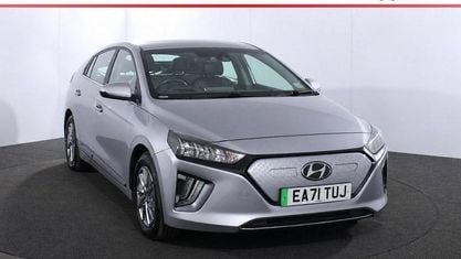 Begagnad Hyundai Ioniq Premium 100 kW (136 HK) 2021 Silver Halvkombi