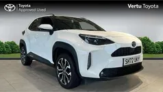 White Used 2022 Toyota Yaris Cross Design SUV | £20,499 (Fair price)