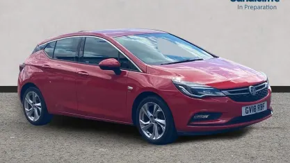 Used Vauxhall Astra SRi 150 HP (110 kW) 2018 Red Hatchback