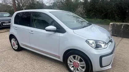 Used VW up! Beats 60 HP (44 kW) 2018 Hatchback