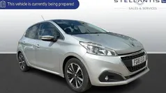 Used 2017 Peugeot 208 Allure Premium Hatchback | £6,110 (Fair price)