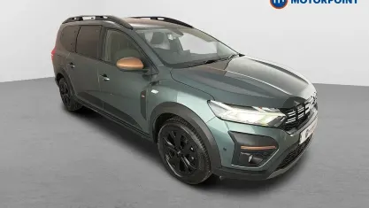 Used Dacia Jogger Extreme 141 HP (103 kW) 2024 Green MPV