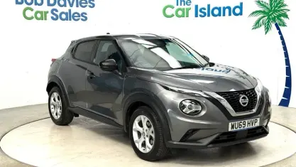 Used Nissan Juke N-Connecta 117 HP (86 kW) 2020 Grey SUV