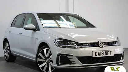 Used VW Golf VII Advance 204 HP (150 kW) 2020 Hatchback