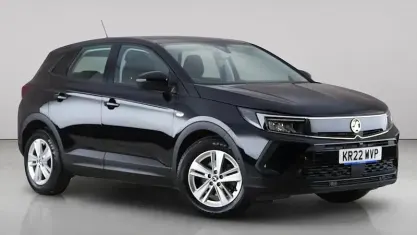 Used Vauxhall Grandland X Design Edition 131 HP (96 kW) 2024 SUV