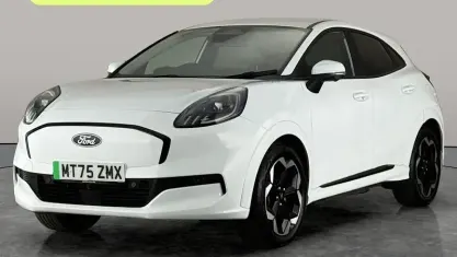 Used Ford Puma Gen-E Premium 123 kW (168 HP) 2025 White SUV