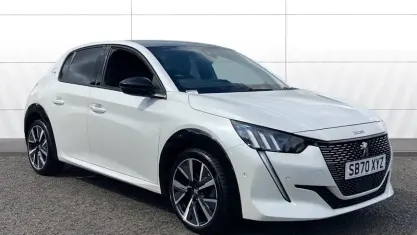 Used Peugeot 208 GTi 131 HP (96 kW) 2021 White Hatchback