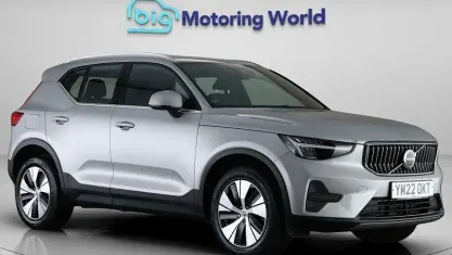 Usado Volvo XC40 Core 211 HP (155 kW) 2022 Prateado SUV