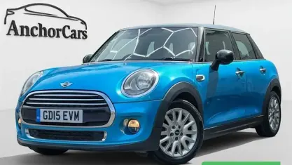 Begagnad Mini Cooper Hatch 136 HK (100 kW) 2017 Halvkombi