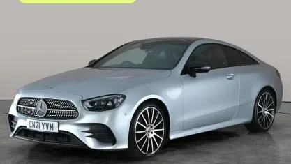 Begagnad Mercedes E220 AMG line 194 HK (142 kW) 2023 Sportkupé