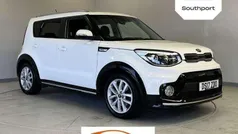White Used 2017 Kia Soul 2 SUV | £7,595 (Fair price)