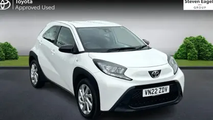 Used Toyota Aygo X PURE 72 HP (52 kW) 2025 SUV