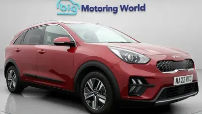 Used Kia Niro 141 HP (103 kW) 2022 Red SUV
