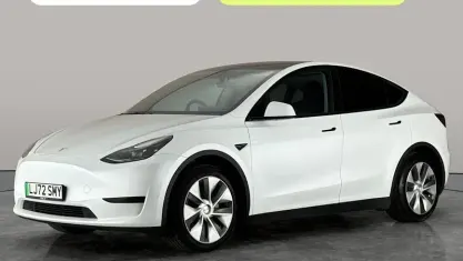 Used Tesla Model Y Standard Range 254 kW (346 HP) 2023 White SUV