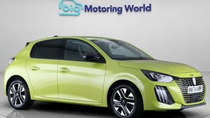 Used Peugeot 208 Allure 101 HP (74 kW) 2024 Yellow Hatchback