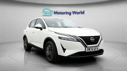 Used Nissan Qashqai Acenta Premium 140 HP (102 kW) 2022 White SUV