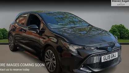 Used Toyota Corolla Design 122 HP (89 kW) 2022 Hatchback