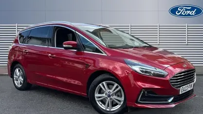 Used Ford S-MAX Titanium 190 HP (139 kW) 2023 Red MPV