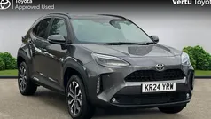 Used 2025 Toyota Yaris Hybrid Design Estate | £24,240 (Fair price)