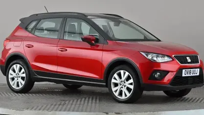 Used Seat Arona SE Technology 95 HP (69 kW) 2018 Red SUV