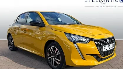 Used Peugeot 208 Allure+ 102 HP (75 kW) 2023 Hatchback