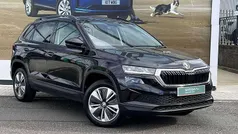 Black magic pearl effect Used 2022 Skoda Karoq SE Drive SUV | £16,990 (Fair price)