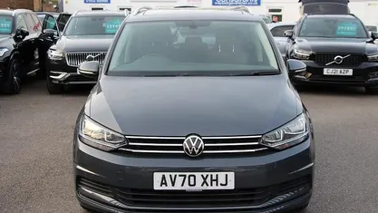 Used VW Touran Family 150 HP (110 kW) 2024 MPV
