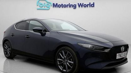Usado Mazda 3 Inclusive 122 HP (89 kW) 2022 Azul Citadino