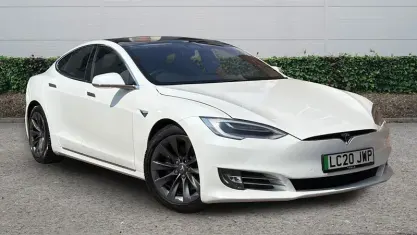 Used Tesla Model S Long Range AWD 397 kW (541 HP) 2020 White Hatchback