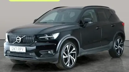 Begagnad Volvo XC40 R-Design Pro 197 HK (144 kW) 2021 Svart SUV