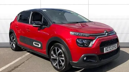 Used Citroën C3 PureTech 83 HP (61 kW) 2022 Red Hatchback