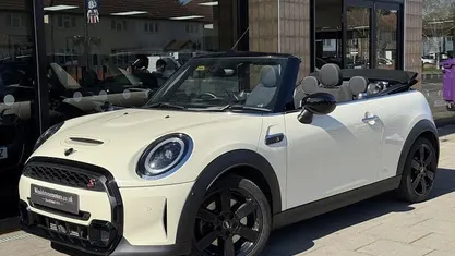 Used Mini Cooper S Cabriolet Classic 178 HP (130 kW) 2021 White Cabriolet