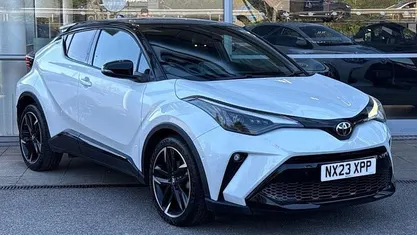 Used Toyota C-HR Sport 122 HP (89 kW) 2023 White SUV