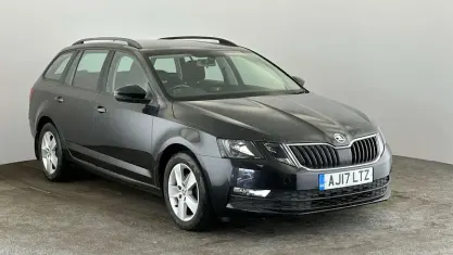 Used Skoda Octavia SE 116 HP (85 kW) 2017 Black Estate