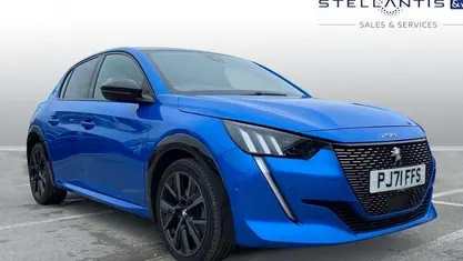 Used Peugeot 208 Premium 131 HP (96 kW) 2022 Hatchback