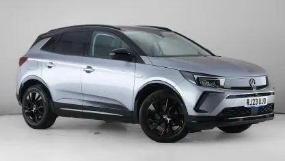 Used Vauxhall Grandland X S 131 HP (96 kW) 2023 Grey SUV