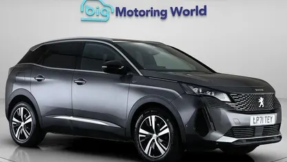 Begagnad Peugeot 3008 GT 131 HK (96 kW) 2022 Grå SUV