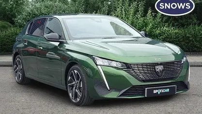 Used Peugeot 308 Allure Premium 131 HP (96 kW) 2023 Green Hatchback