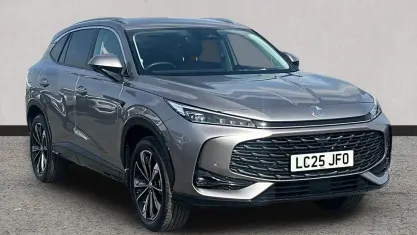 Used MG HS Trophy 169 HP (124 kW) 2024 Metallic  sterling silver SUV