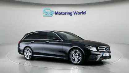 Used Mercedes E220 AMG line 194 HP (142 kW) 2019 Black Estate
