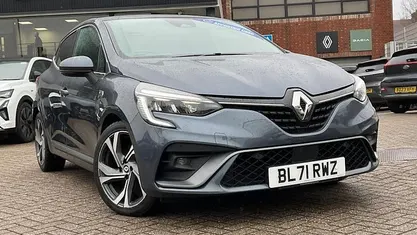 Used Renault Clio V RS Line 140 HP (102 kW) 2022 Hatchback