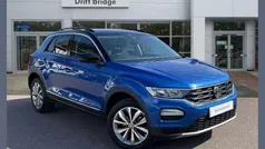 Blue Used 2019 VW T-Roc Design SUV | £16,495 (Fair price)