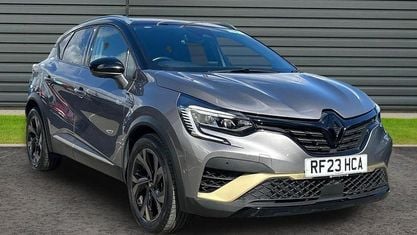 Begagnad Renault Captur Bose Edition 143 HK (105 kW) 2023 SUV
