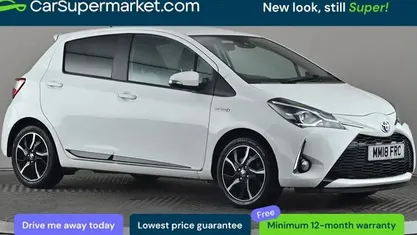 Used Toyota Yaris Hybrid Design 101 HP (74 kW) 2018 White Hatchback