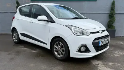 Używany Hyundai i10 Premium 87 KM (63 kW) 2016 Hatchback